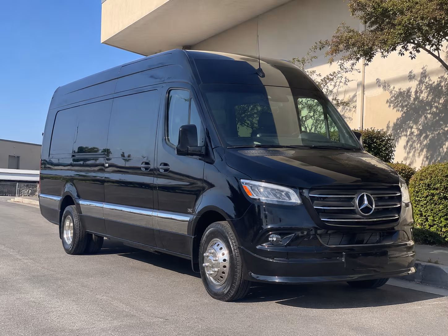bus rental options for miramar trips