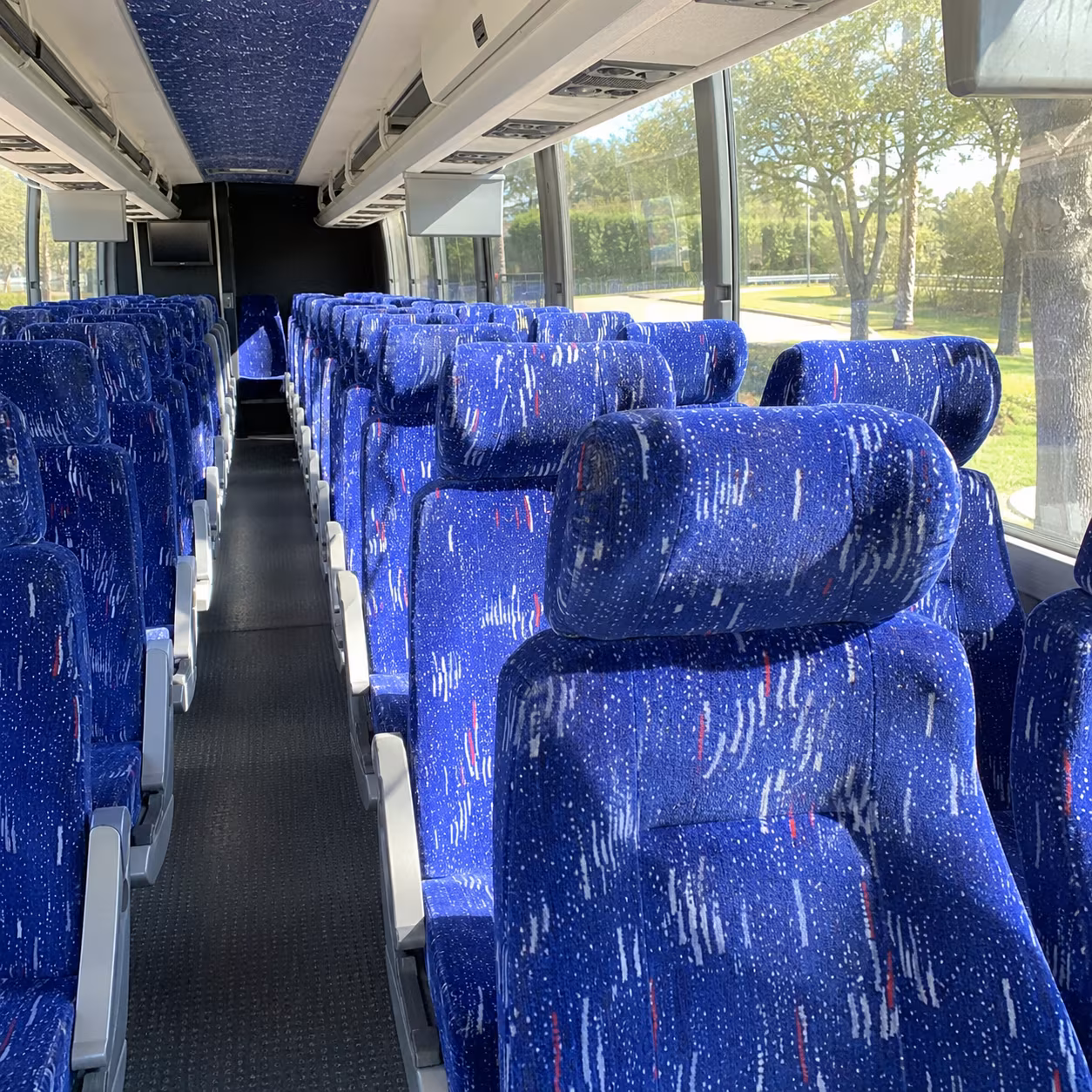 charter buses for large wedding guest lists in miramar