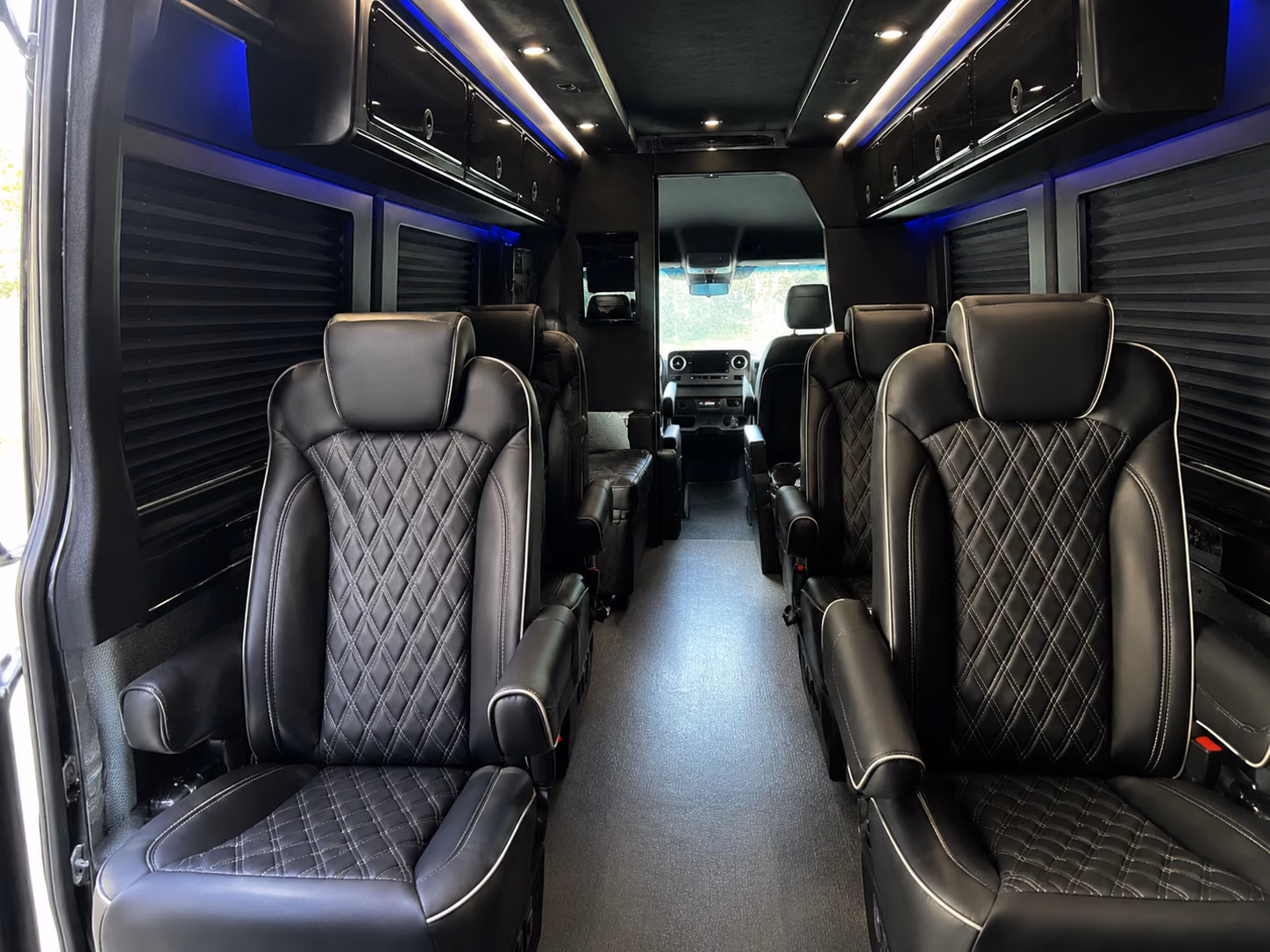 find transportation for your next prom 1