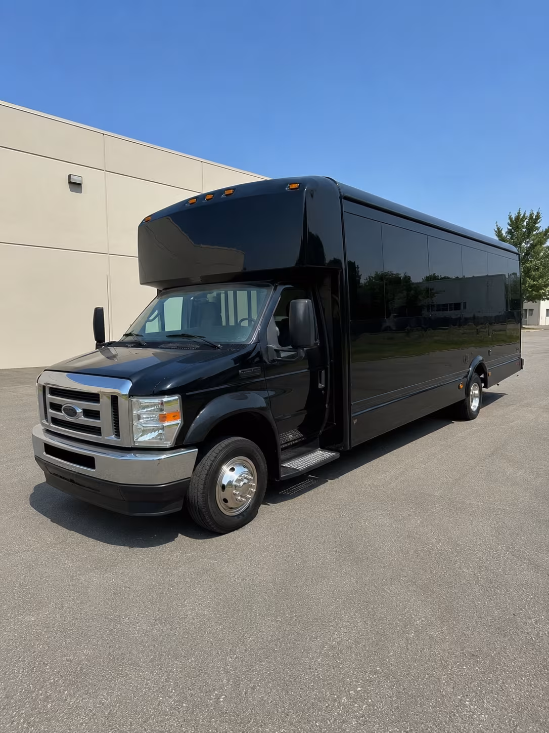why rent using miramarminibuscompany com